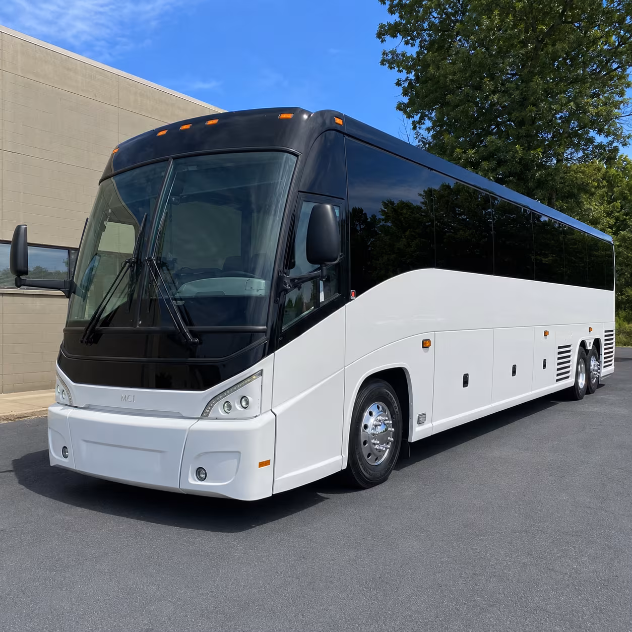 how the distance and duration of your trip affect charter bus rates in medford oregon